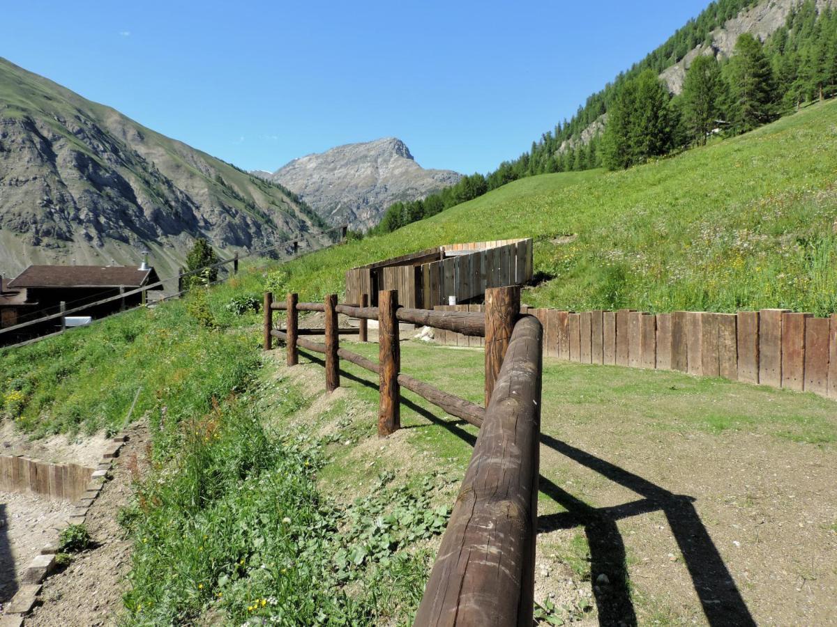 Tilio Chalet Ливиньо Екстериор снимка
